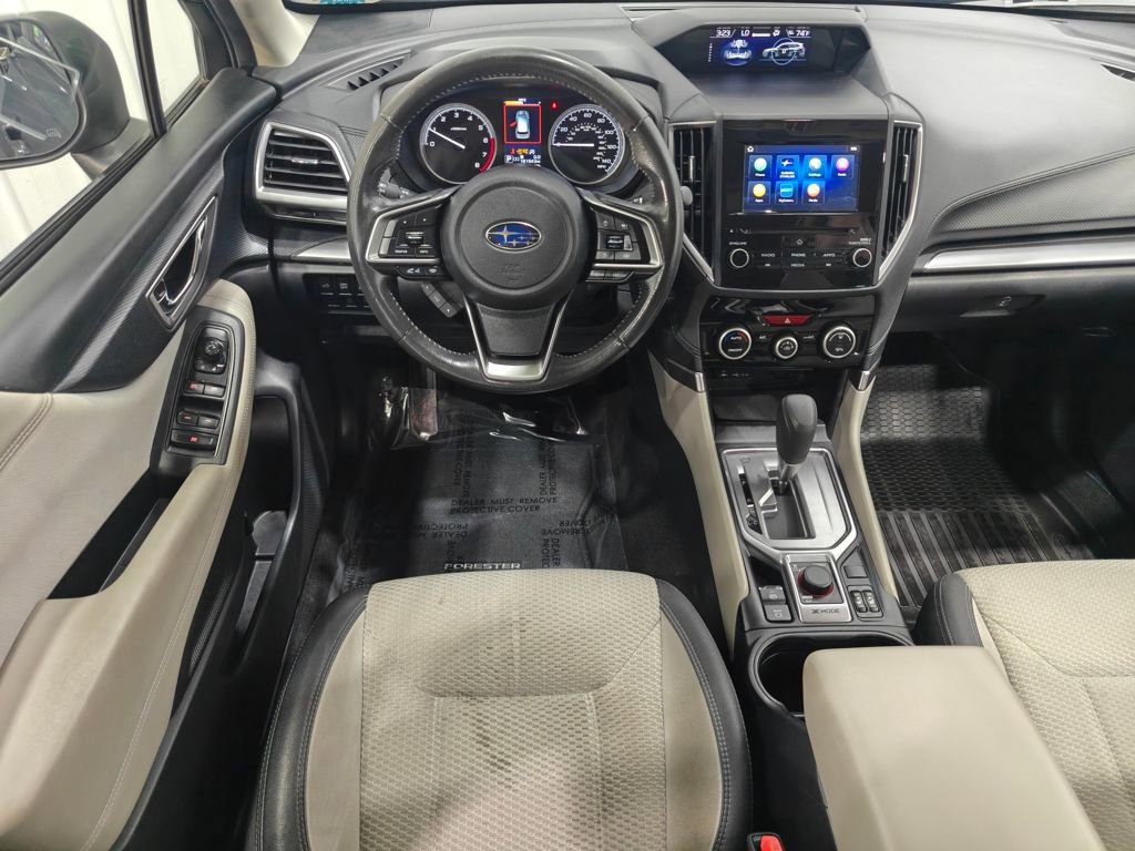Used 2022 Subaru Forester Premium image 4