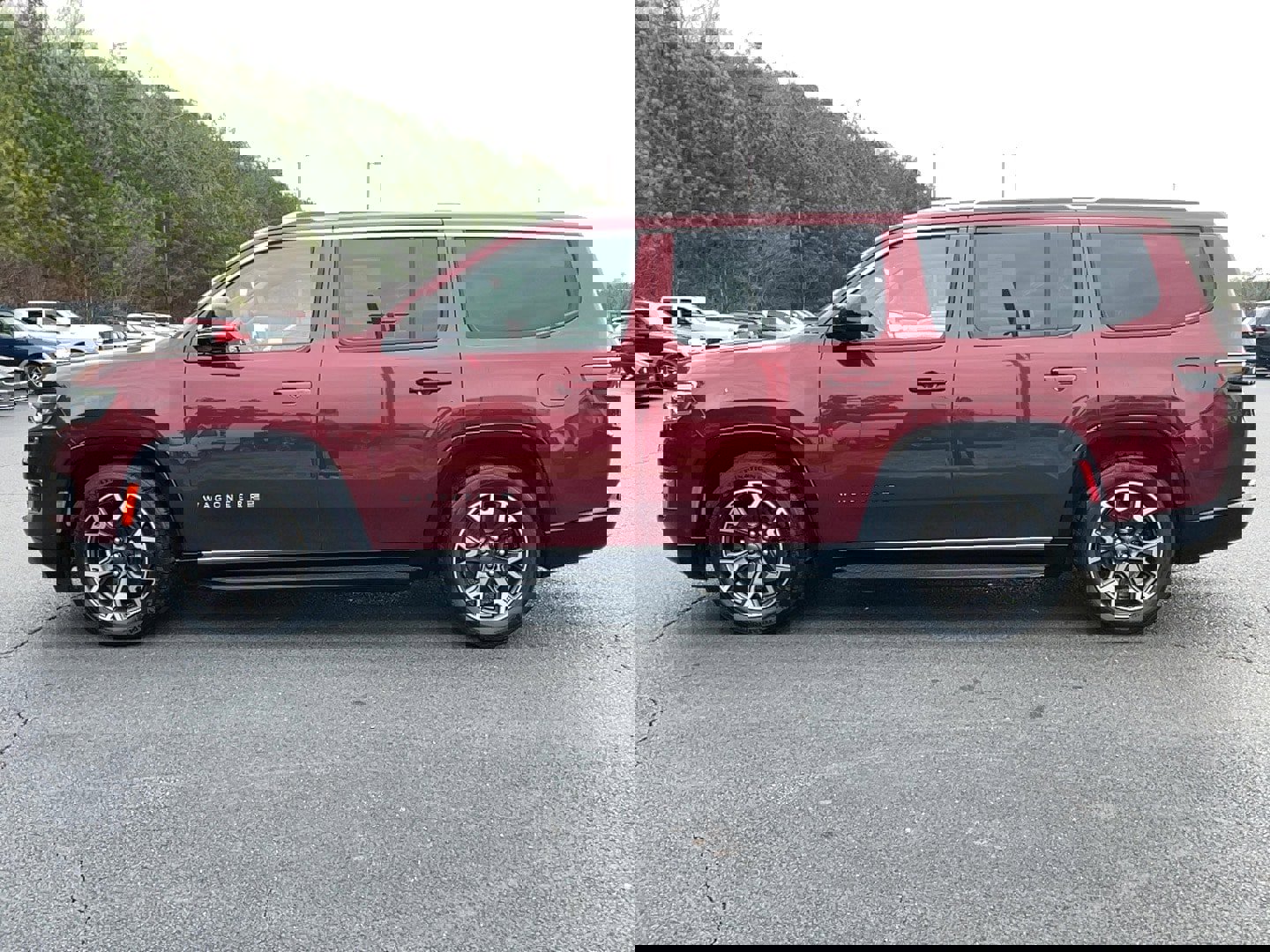 Used 2023 Jeep Wagoneer Series III w/ Preferred Equipment Group image 8