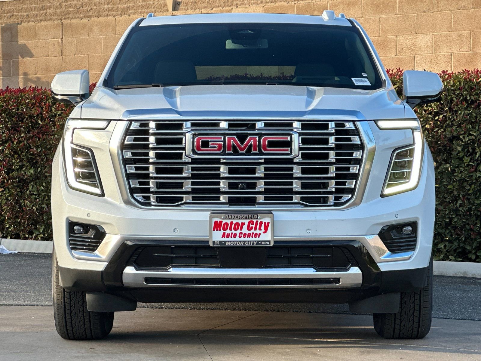 New 2026 GMC Yukon XL Denali w/ Sun & Power Step Package AWD/4WD image 9