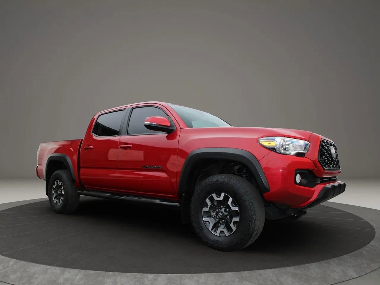 Used 2022 Toyota Tacoma TRD Off-Road image 9