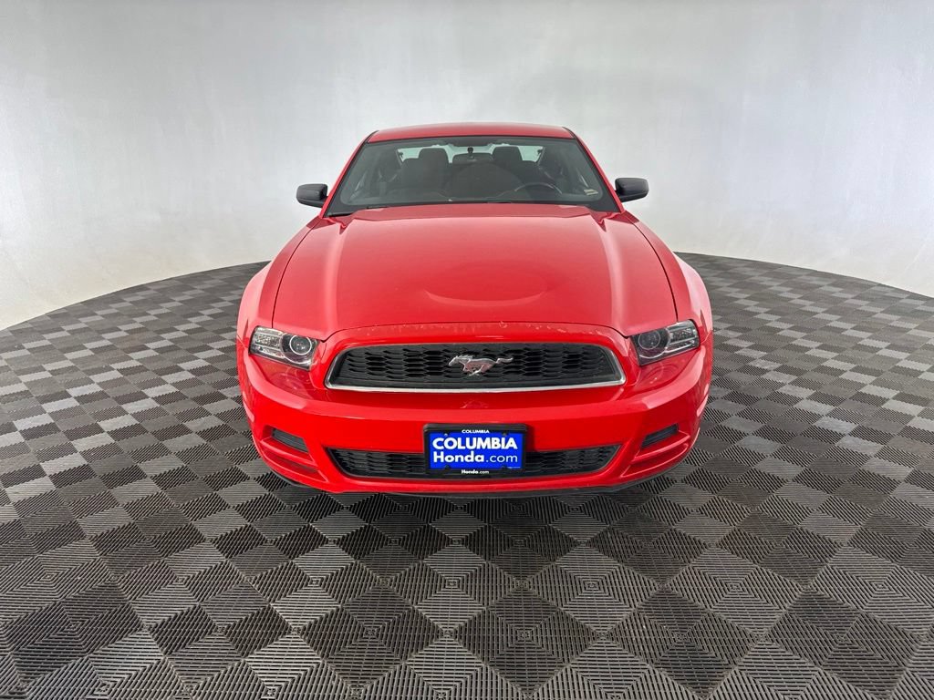 Used 2013 Ford Mustang Coupe RWD video 2
