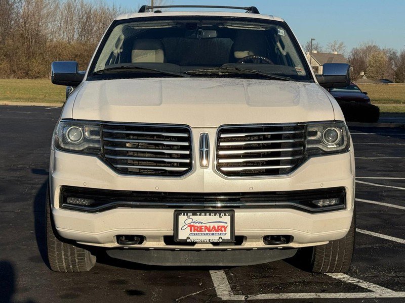 Used 2015 Lincoln Navigator L 4WD image 9