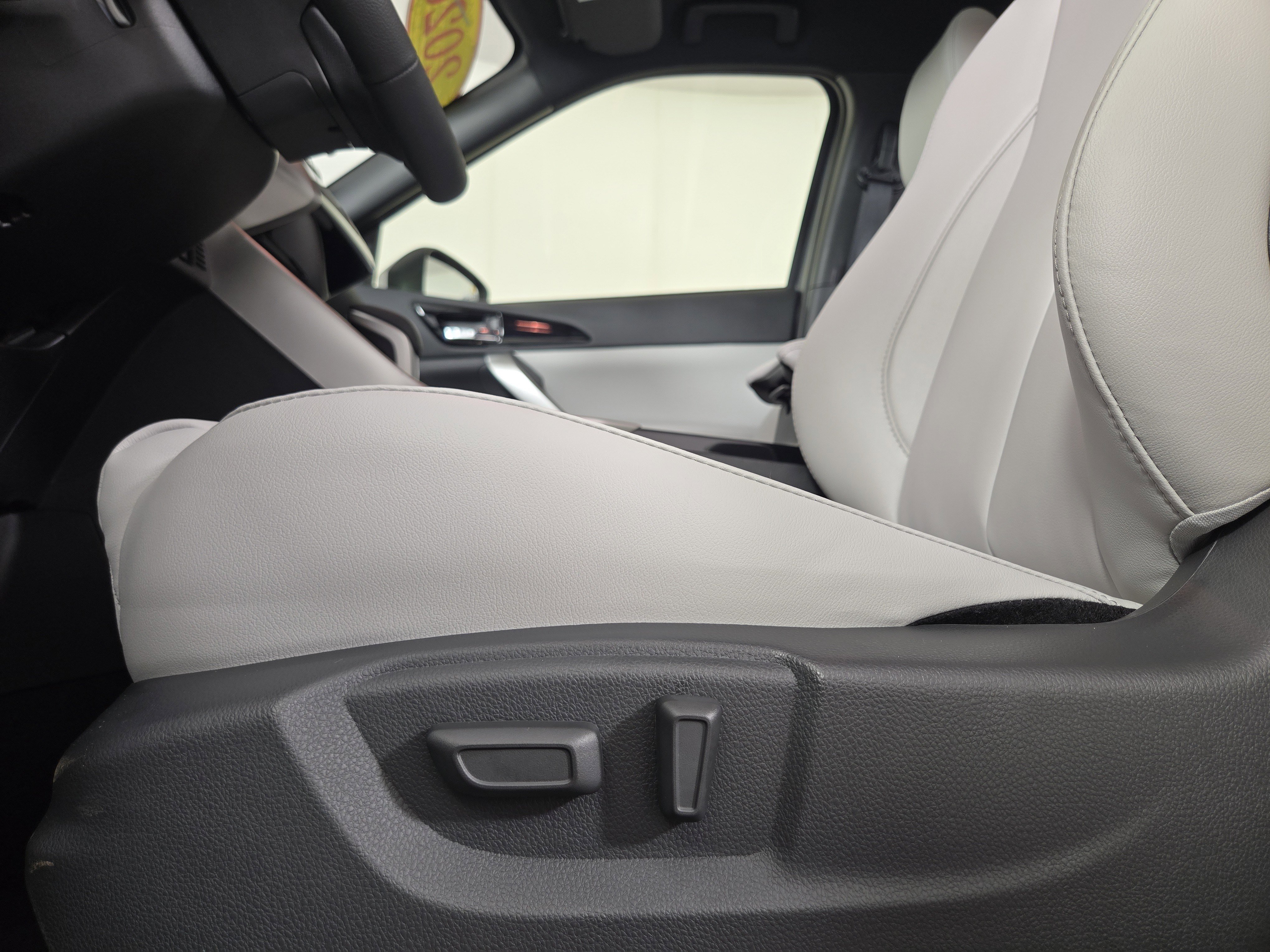 New 2026 Mitsubishi Eclipse Cross SEL image 31