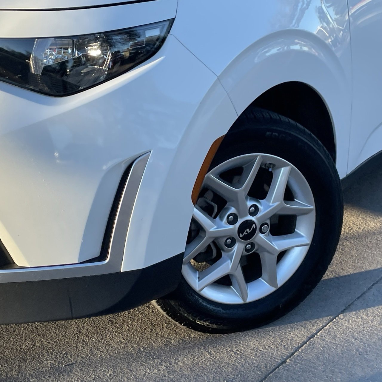 Used 2024 Kia Soul LX w/ Option Group 015 image 8