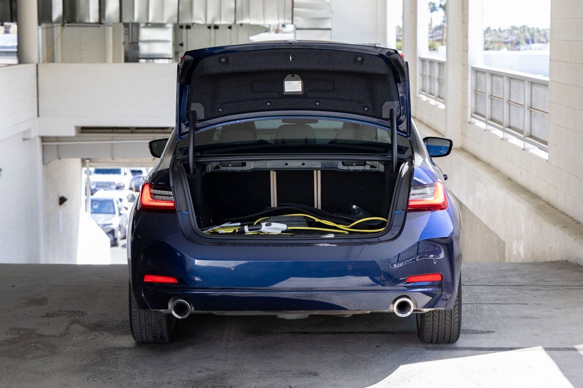 Certified 2023 BMW 330e w/ Premium Package image 22