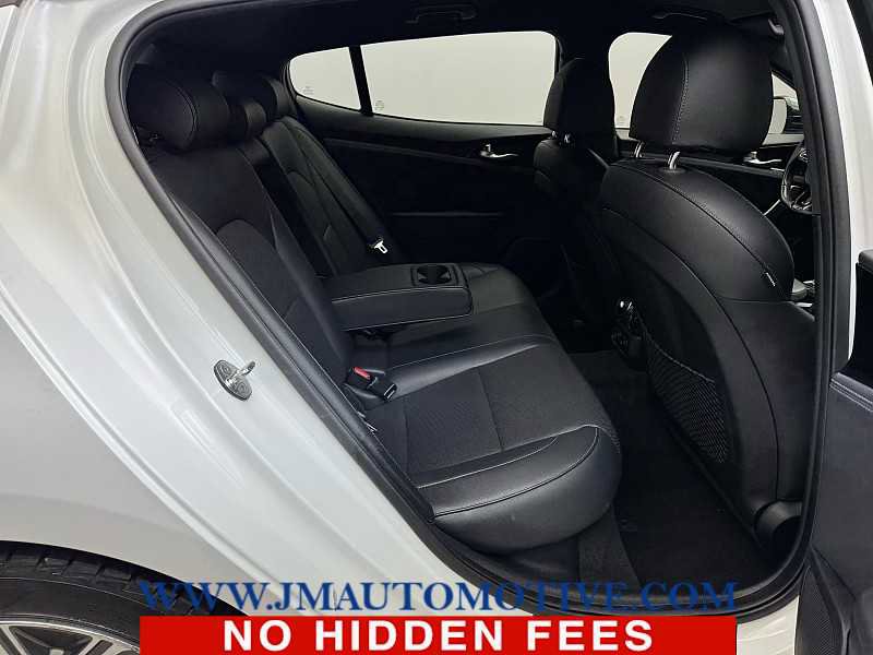 Used 2020 Kia Stinger GT-Line image 17