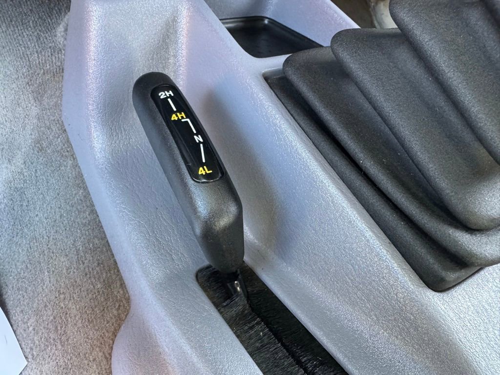 Used 1998 Jeep Wrangler Sport image 24