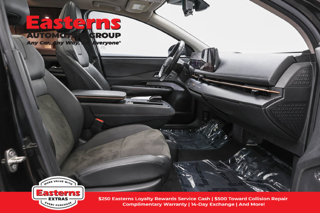 Used 2023 Nissan Ariya FWD image 30