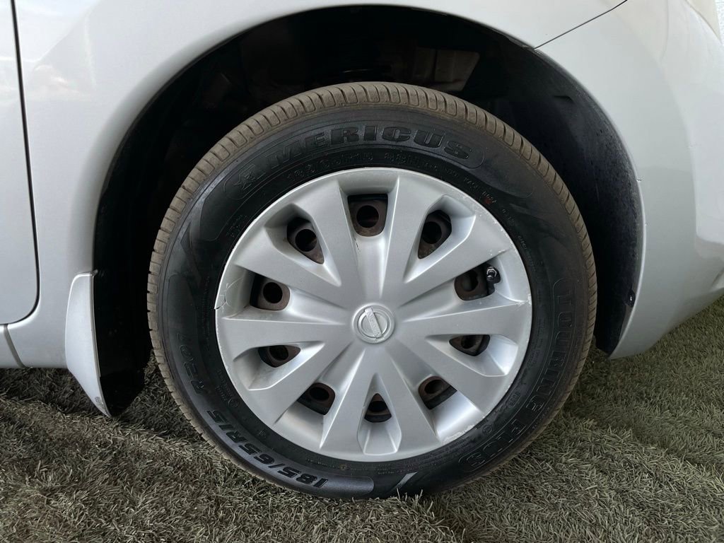 Used 2014 Nissan Versa Note SV image 15