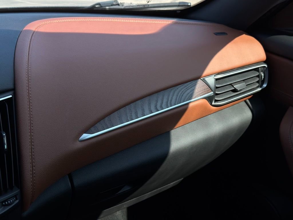 Certified 2022 Maserati Levante Modena image 23