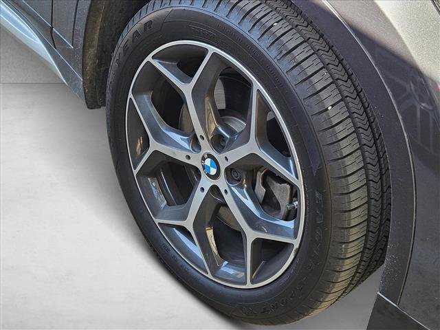 Used 2019 BMW X1 sDrive28i w/ Convenience Package image 4