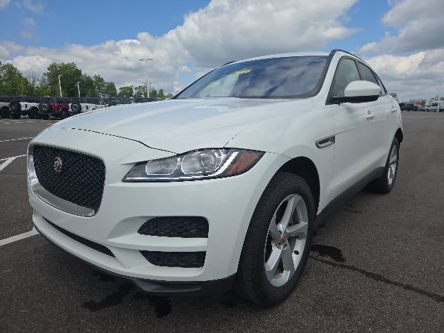Used 2017 Jaguar F-PACE Premium AWD/4WD image 2
