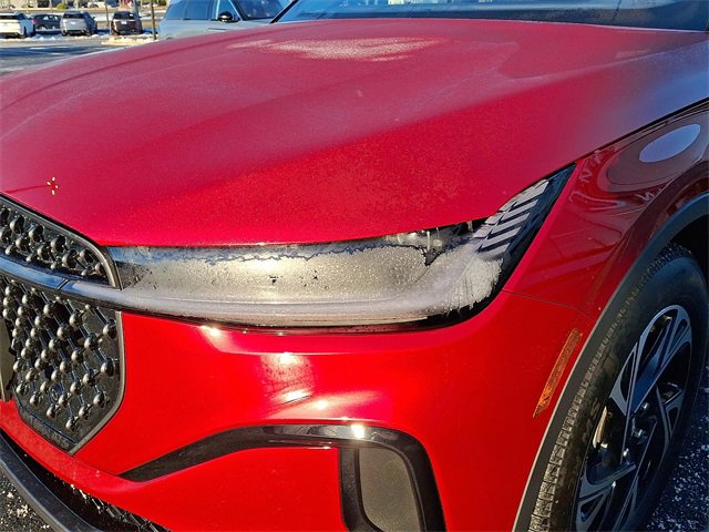 Used 2025 Lincoln Nautilus Premier w/ Jet Appearance Package image 10