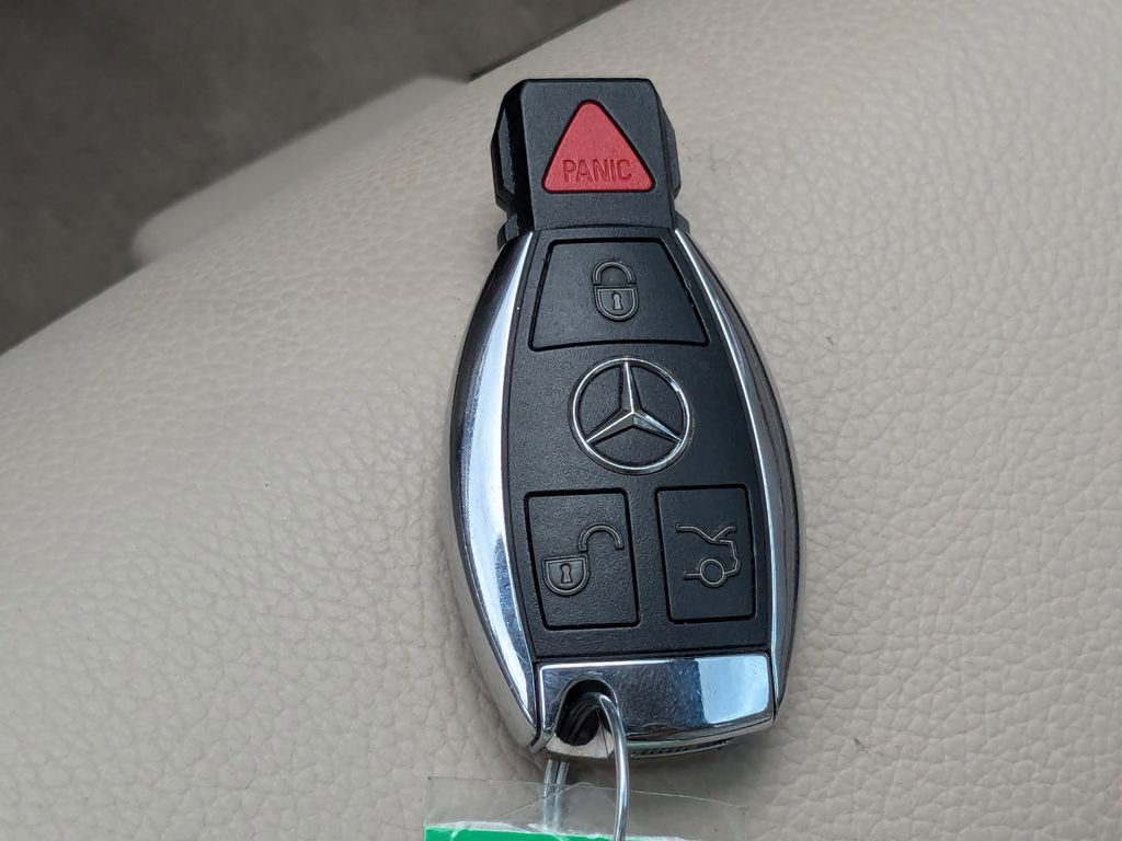 Used 2016 Mercedes-Benz E 350 Sedan image 25