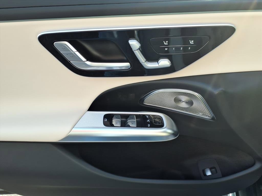 New 2026 Mercedes-Benz E 350 4MATIC Sedan image 13