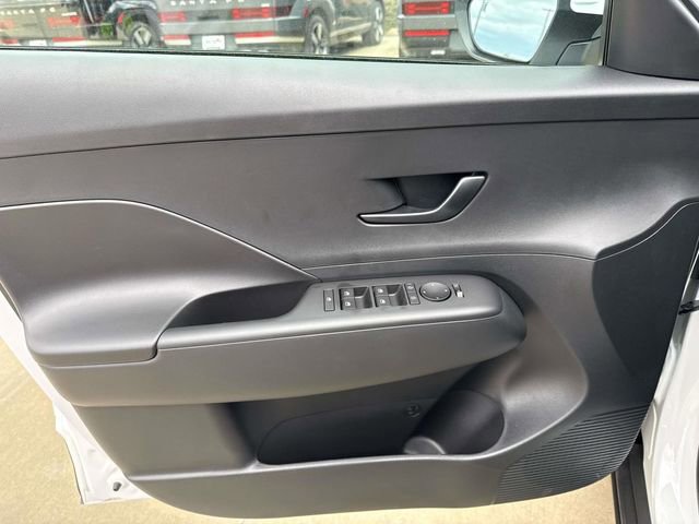 New 2026 Hyundai Kona SE image 23