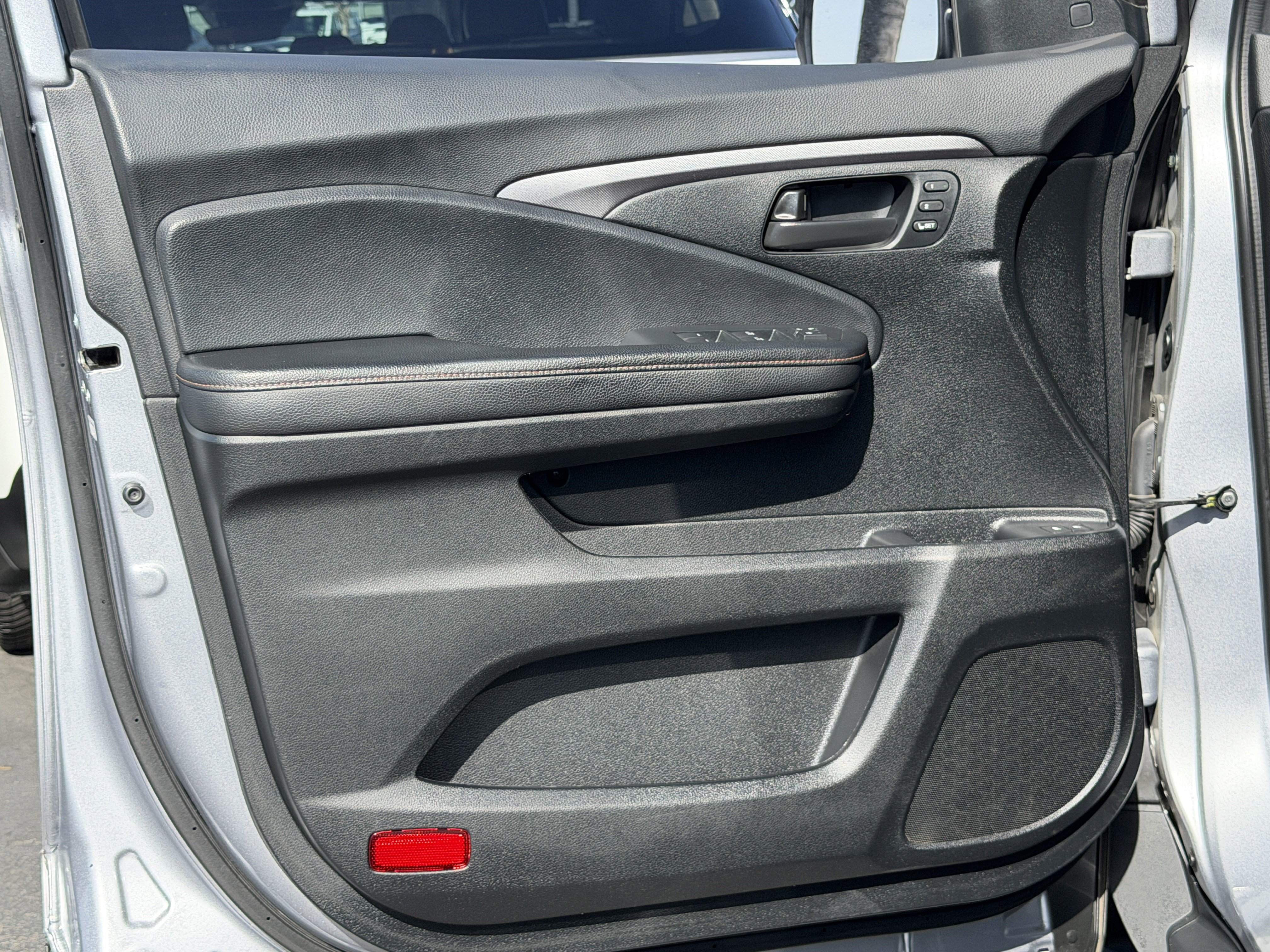 Used 2022 Honda Passport TrailSport image 14