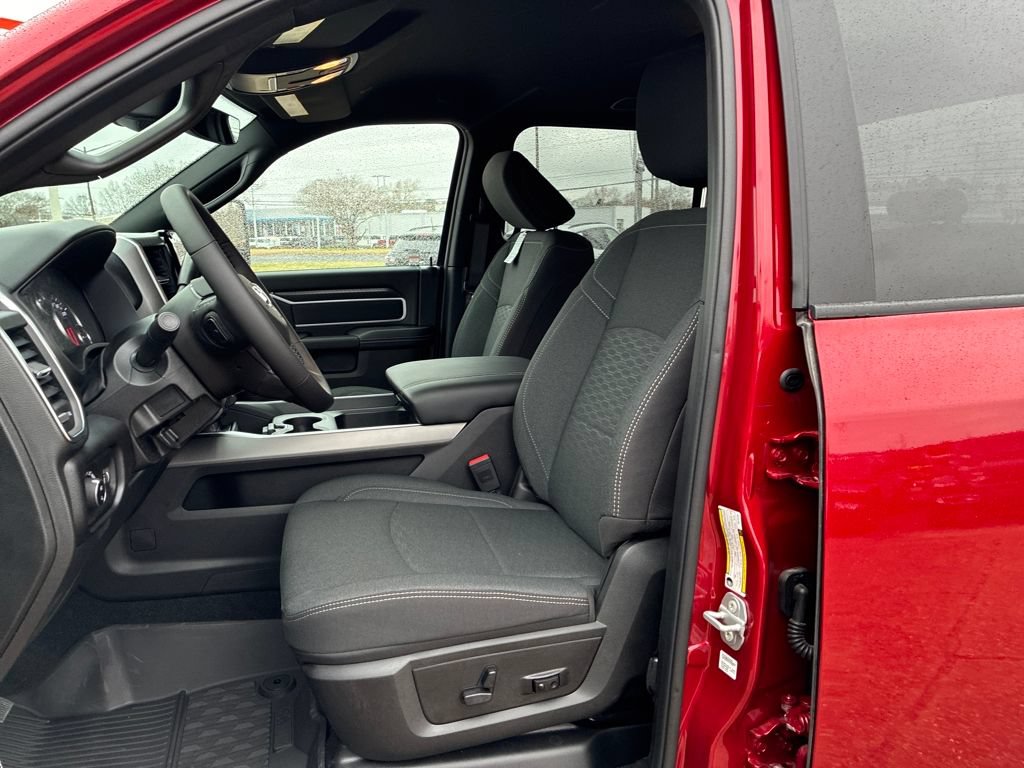 New 2026 RAM 2500 Big Horn AWD/4WD image 10