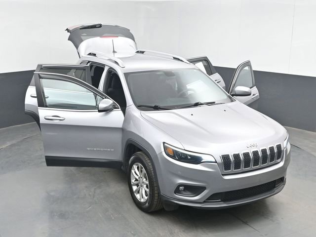 Used 2019 Jeep Cherokee Latitude w/ Cold Weather Group AWD/4WD image 47