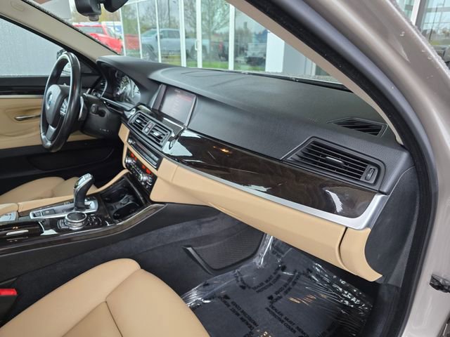 Used 2016 BMW 535i Sedan RWD image 10