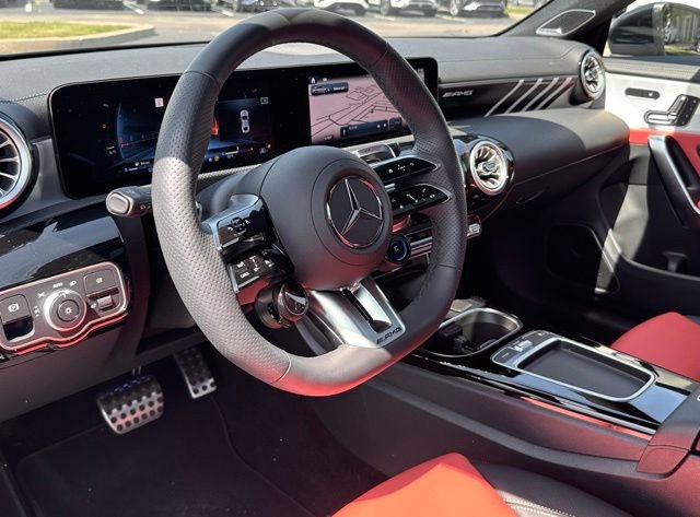 Used 2025 Mercedes-Benz CLA 45 AMG 4MATIC image 20