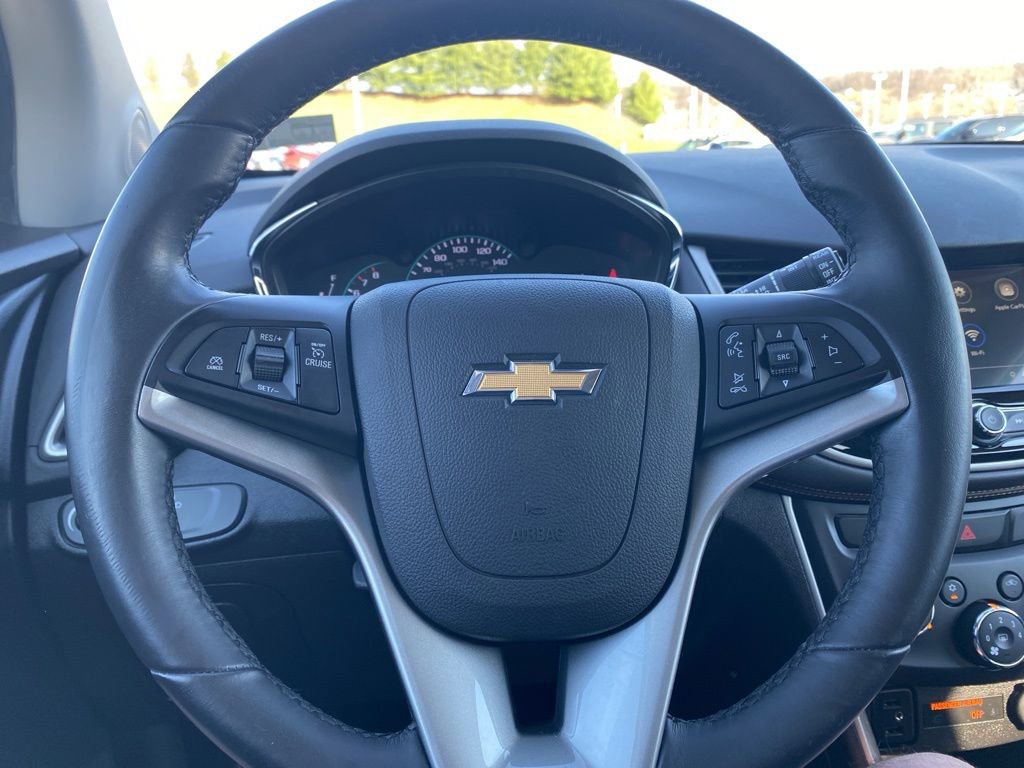 Used 2019 Chevrolet Trax LT w/ LT Convenience Package image 26