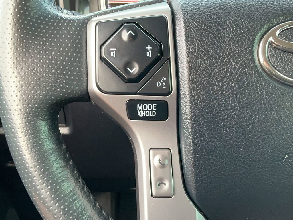 Used 2023 Toyota 4Runner Limited image 21