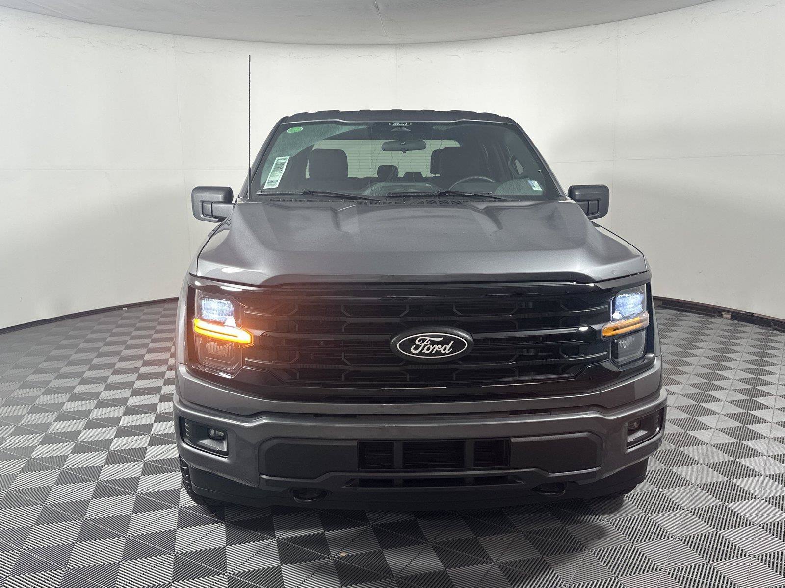 Used 2026 Ford F150 XLT w/ Mobile Office Package AWD/4WD image 2
