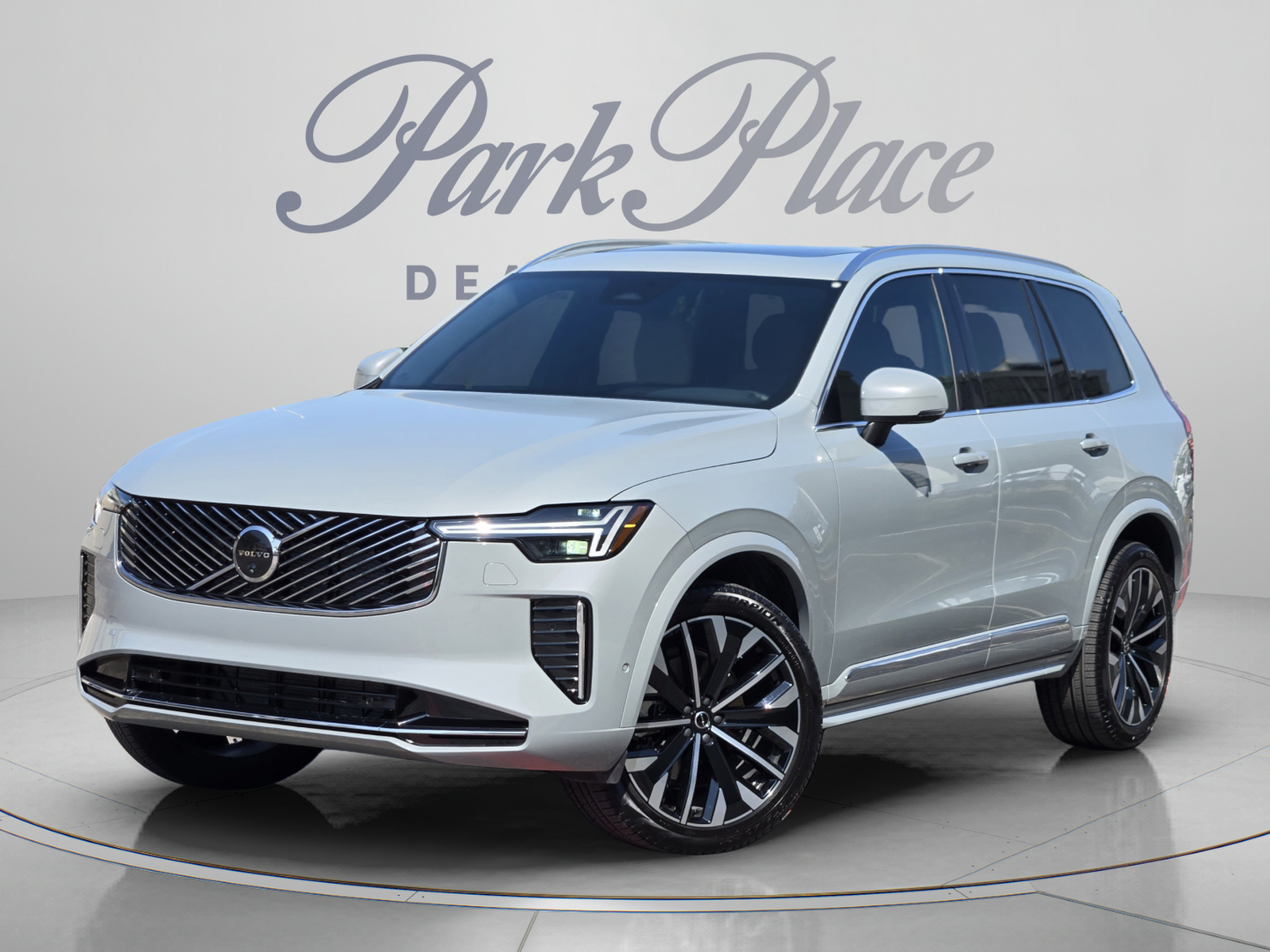 Certified 2026 Volvo XC90 B6 Plus w/ Protection Package Premier AWD/4WD image 1