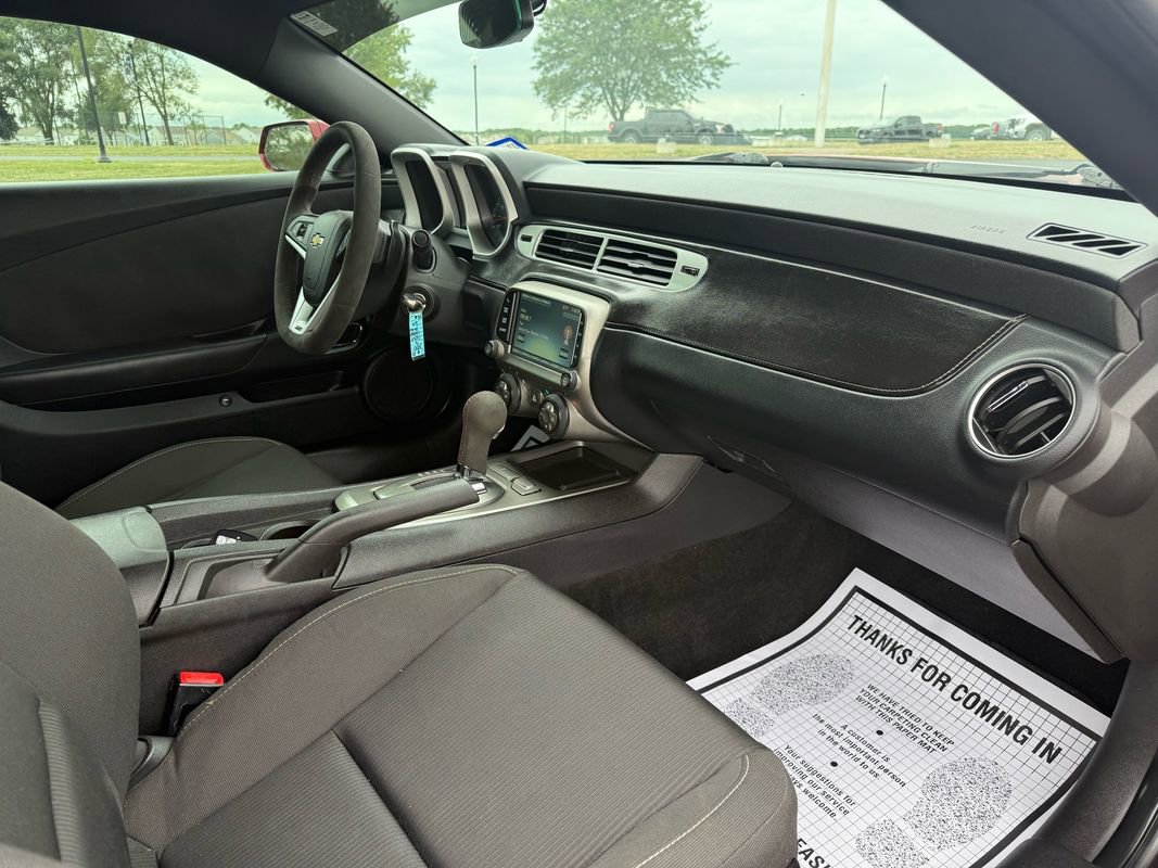 Used 2013 Chevrolet Camaro SS image 12
