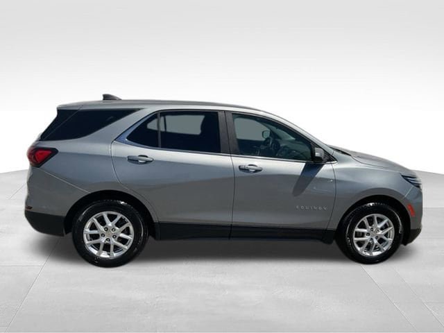 Certified 2024 Chevrolet Equinox LT w/ LPO, Floor Liner Package FWD image 6