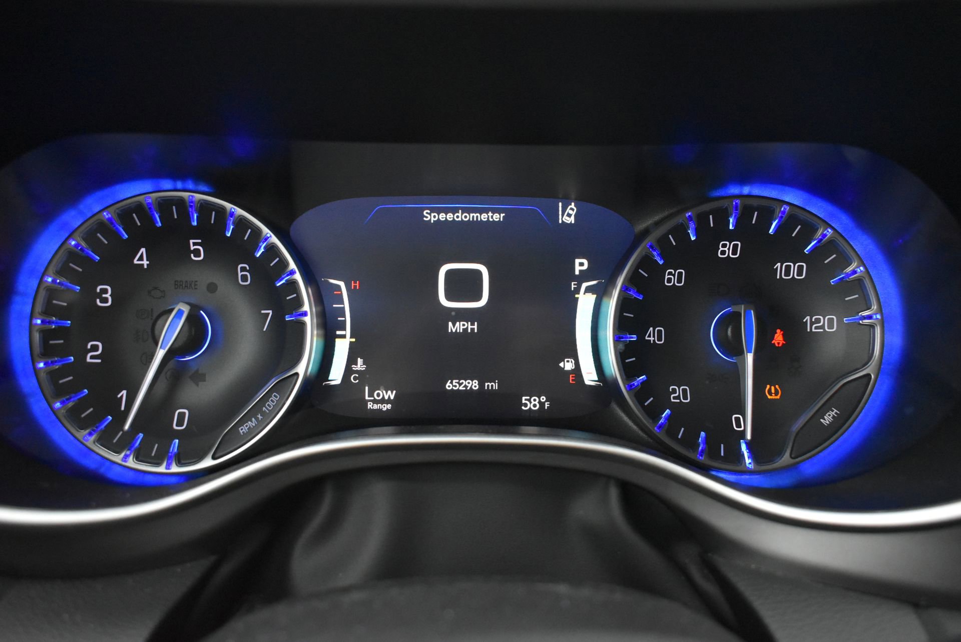 Used 2023 Chrysler Pacifica Touring-L FWD image 32