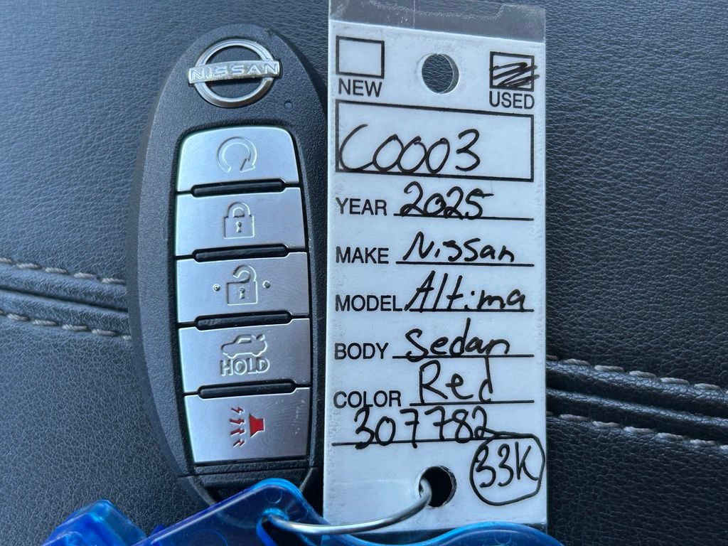 Used 2025 Nissan Altima 2.5 SV FWD image 36