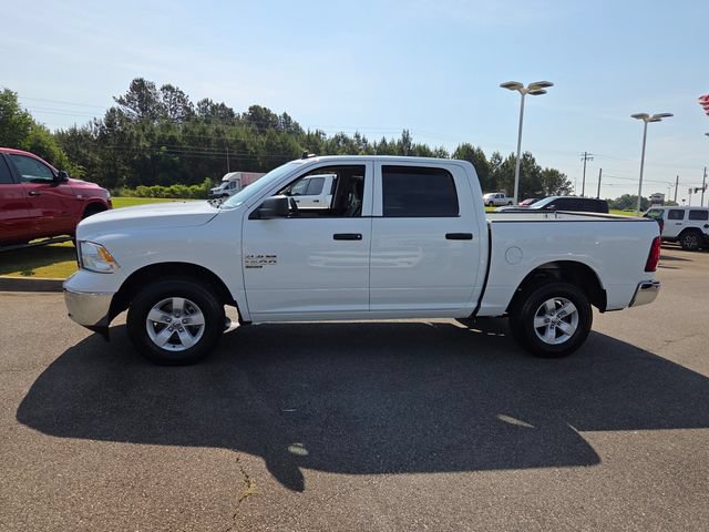 Used 2023 RAM 1500 Classic SLT w/ Electronics Group AWD/4WD image 4