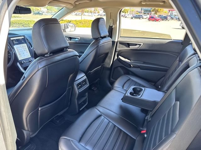 Used 2023 Ford Edge SEL image 19