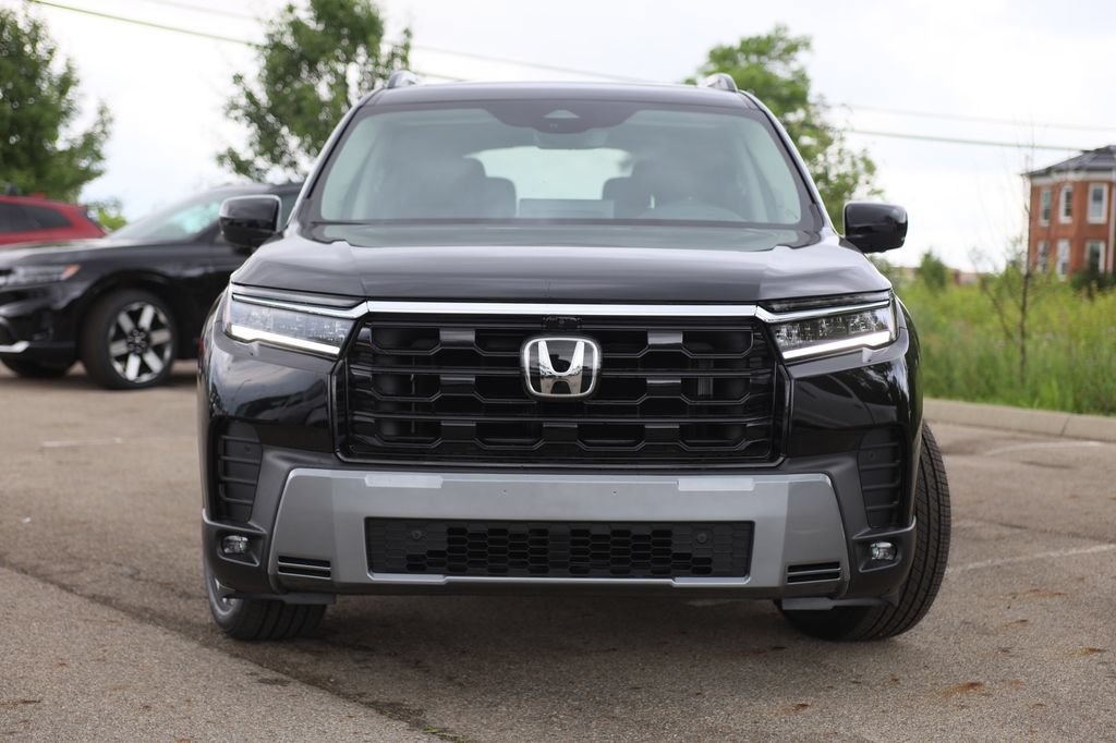 New 2026 Honda Pilot Elite image 2