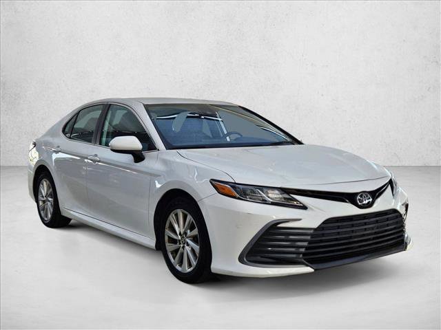 Used 2023 Toyota Camry LE video 3