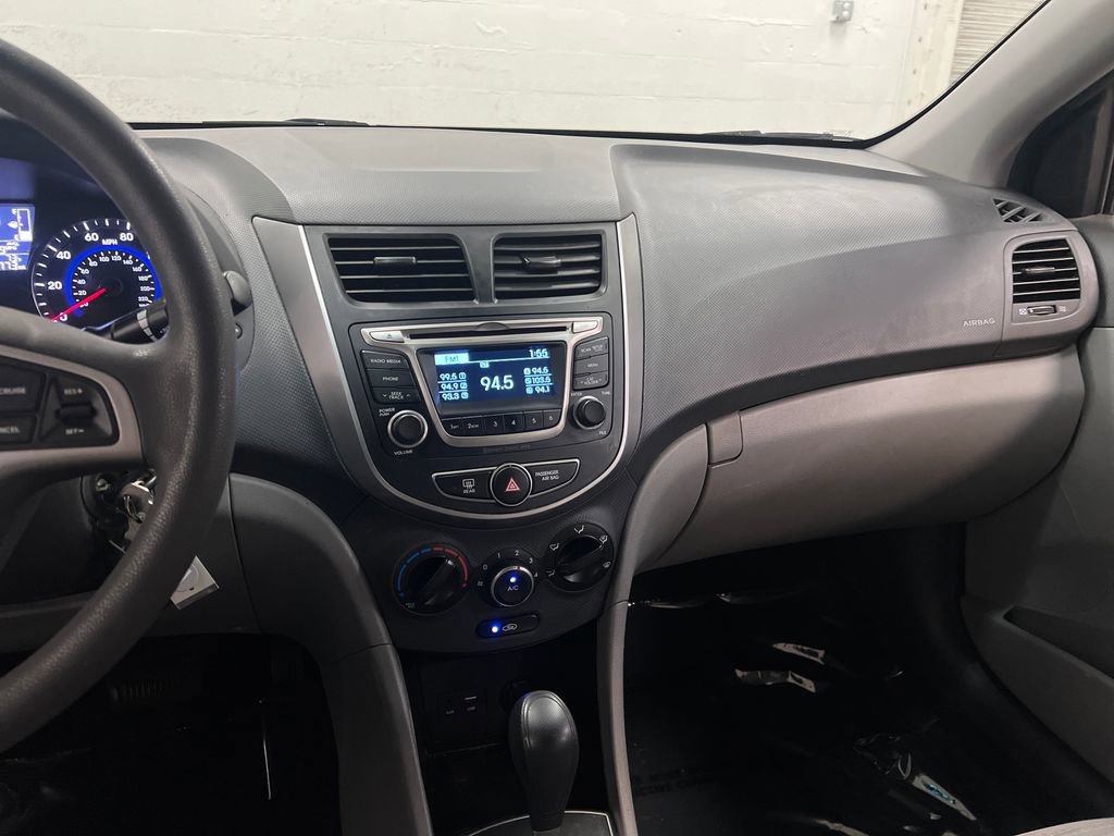 Used 2017 Hyundai Accent Value Edition FWD image 19