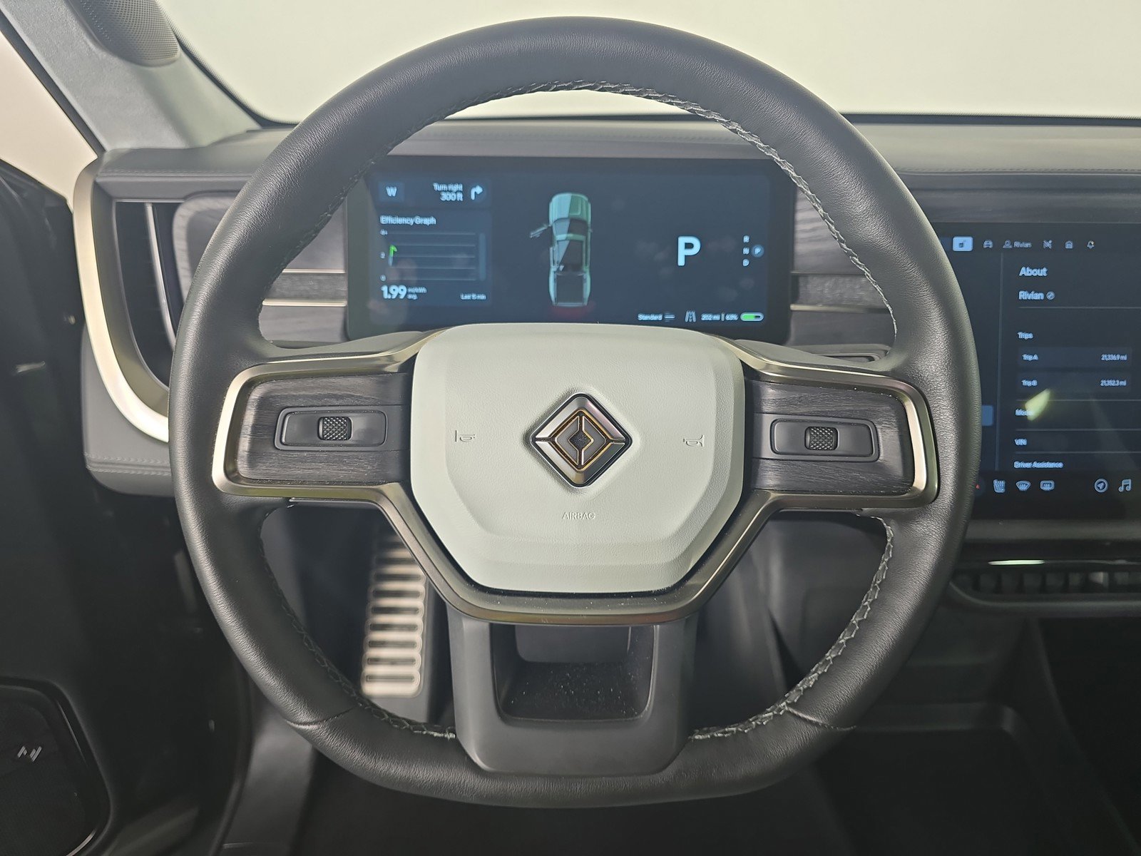 Used 2024 Rivian R1T Adventure AWD/4WD image 26