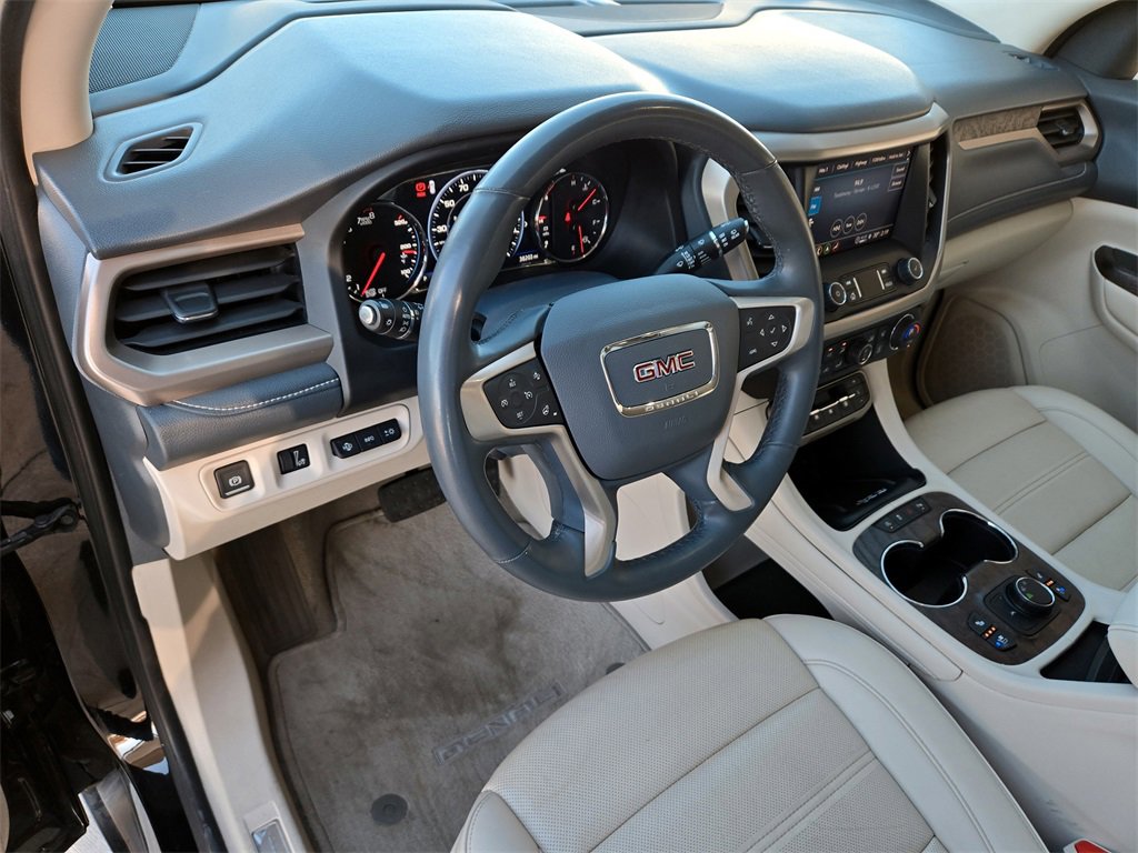 Used 2023 GMC Acadia Denali image 10