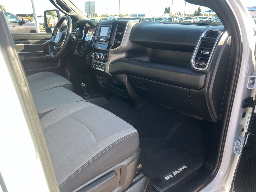Used 2024 RAM 3500 SLT w/ Quick Order Package 2YG SLT AWD/4WD image 34