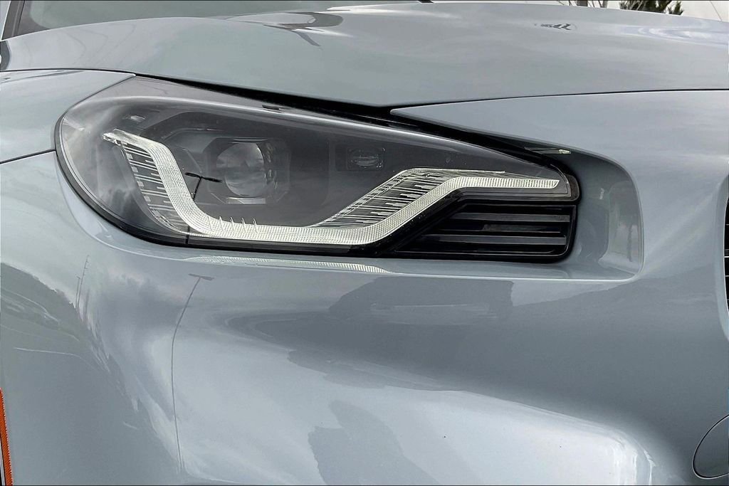 Used 2024 BMW M2 image 32