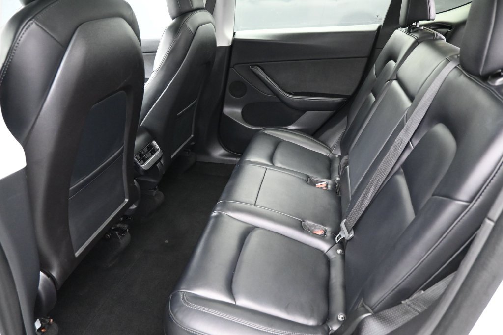 Used 2020 Tesla Model Y Long Range AWD/4WD image 24