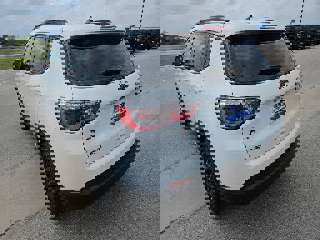 New 2026 Jeep Compass Latitude image 5