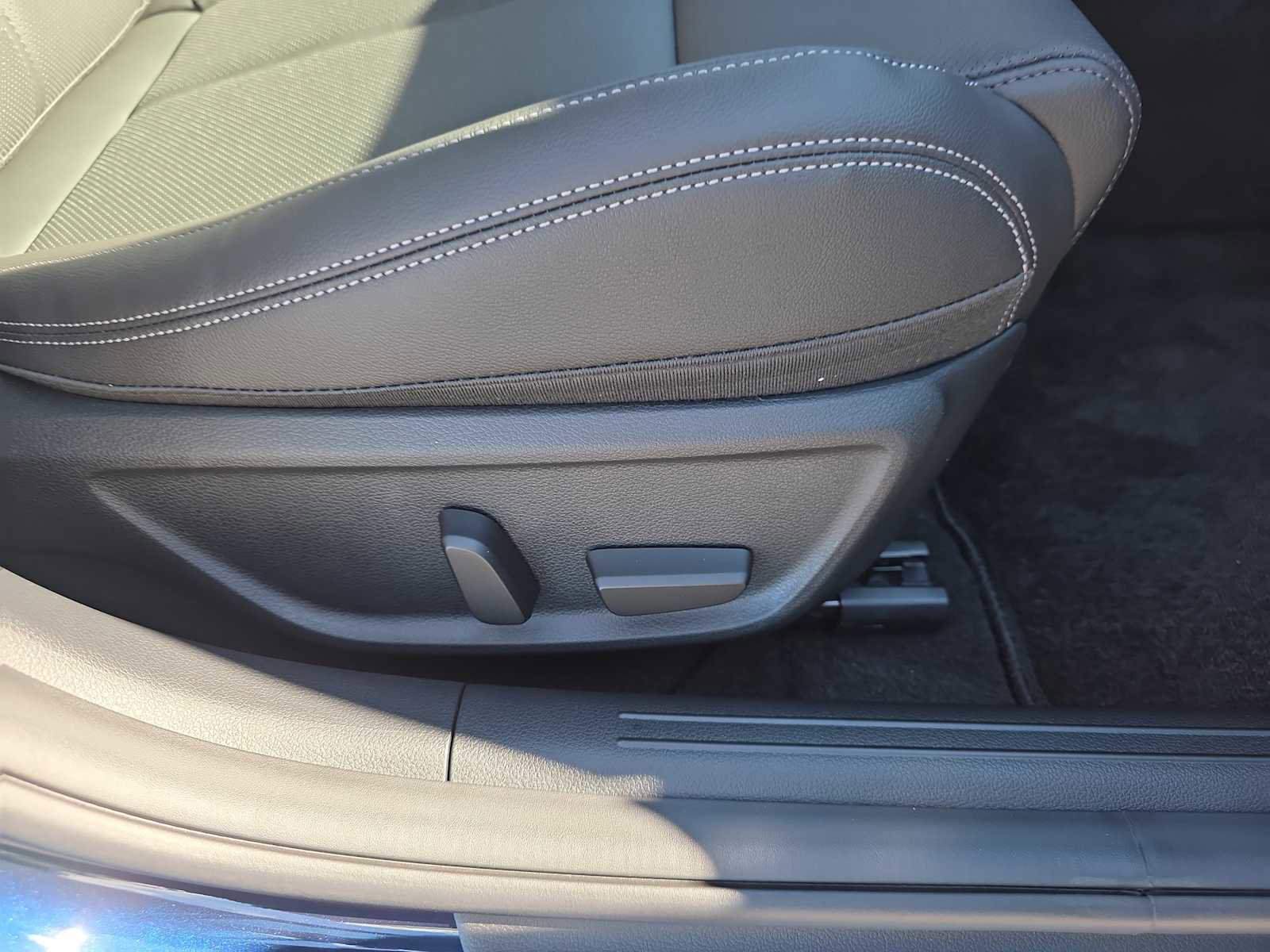 New 2026 Genesis G70 2.5T image 23