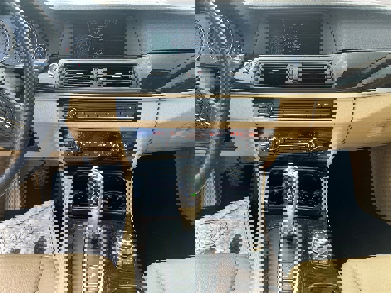 Used 2011 BMW 535i Sedan image 11