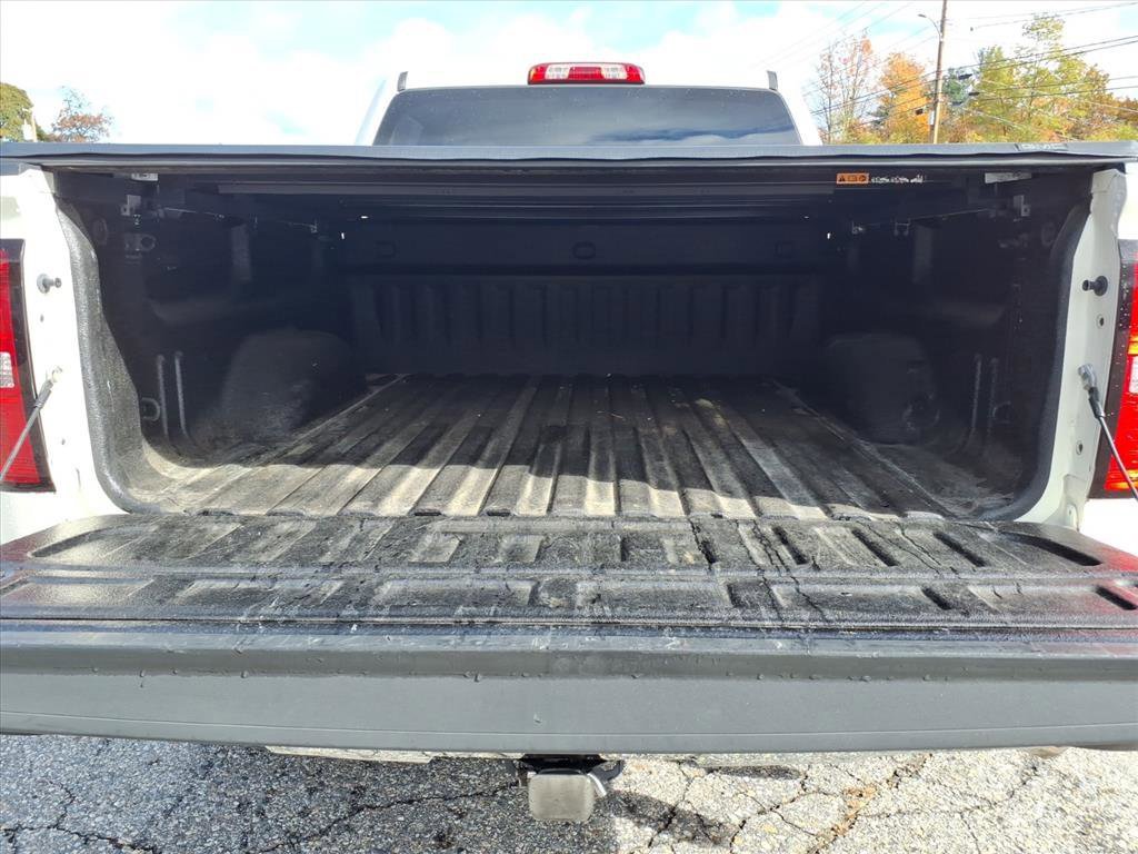 Used 2014 GMC Sierra 1500 SLT w/ SLT Preferred Package image 10