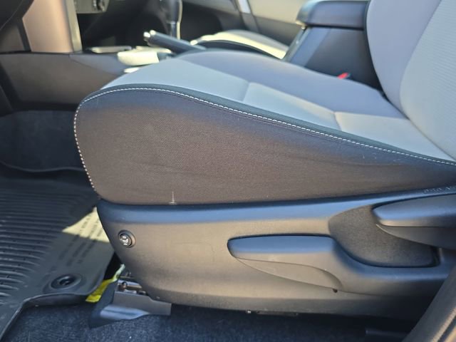 Used 2017 Toyota RAV4 AWD Hybrid image 30