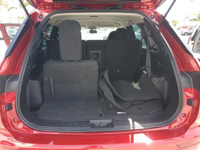 Used 2023 Mitsubishi Outlander ES FWD image 12