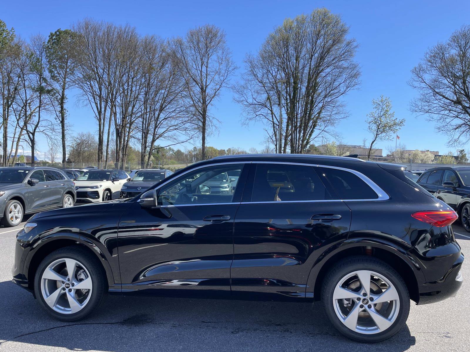 New 2025 Audi Q5 Premium Plus image 4